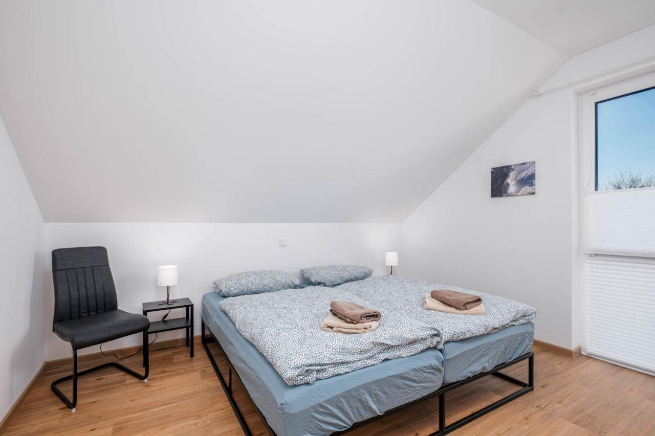 Am Thie Appartement Hoisdorf Buitenkant foto